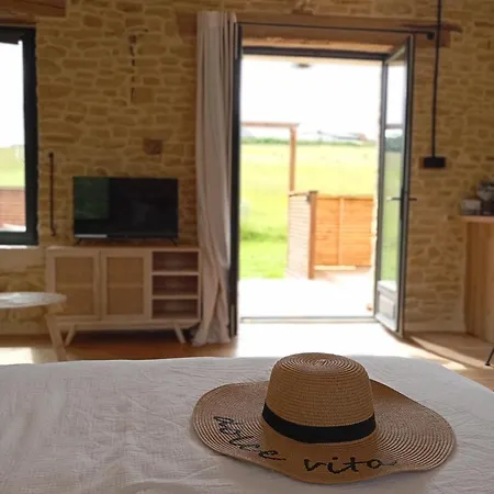 Hébergement de vacances Douceur De Vivre à *